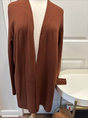 EUC Cyrus Open-Front Cardigan in Rust Brown